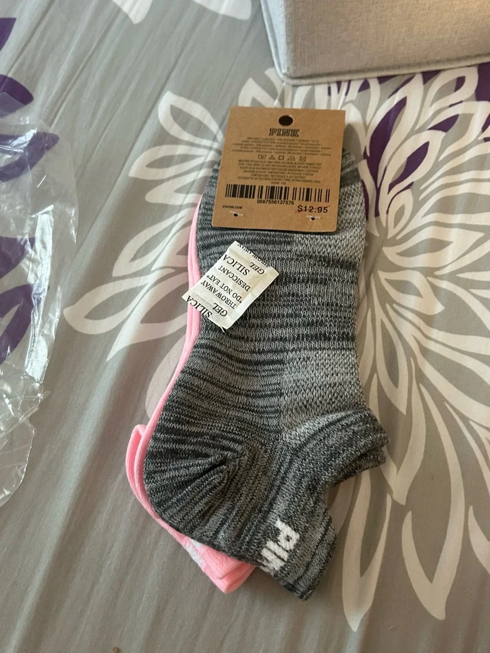 NWT PINK Victoria's Secret Low-Cut Athletic Socks - Pink & Gray (2-Pack)